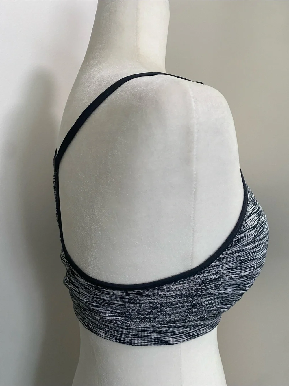 Danskin Seamless Racerback Sports Bra, Grey Black Heather, Ruched Adjustable